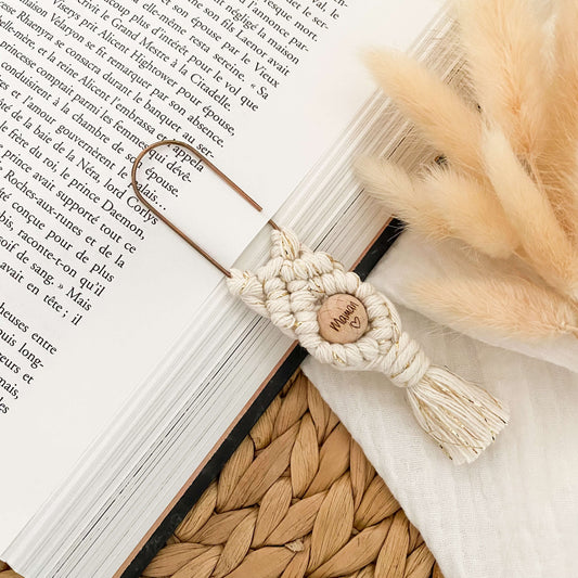 Marque-page en macramé - MOT