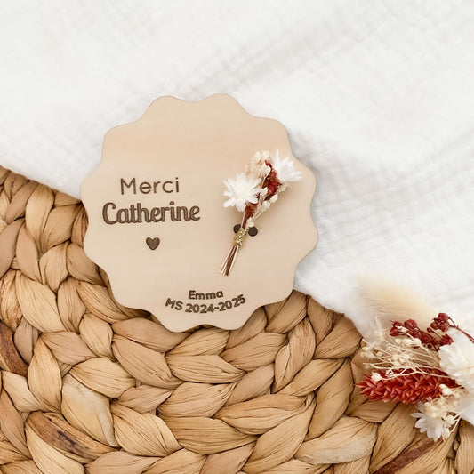 Magnet en bois fleuri personnalisé « MERCI »