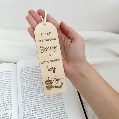 Marque-page « I like my books Spicy & my coffee Icy »