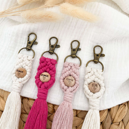 Porte-clés en macramé et perle gravée - MOT