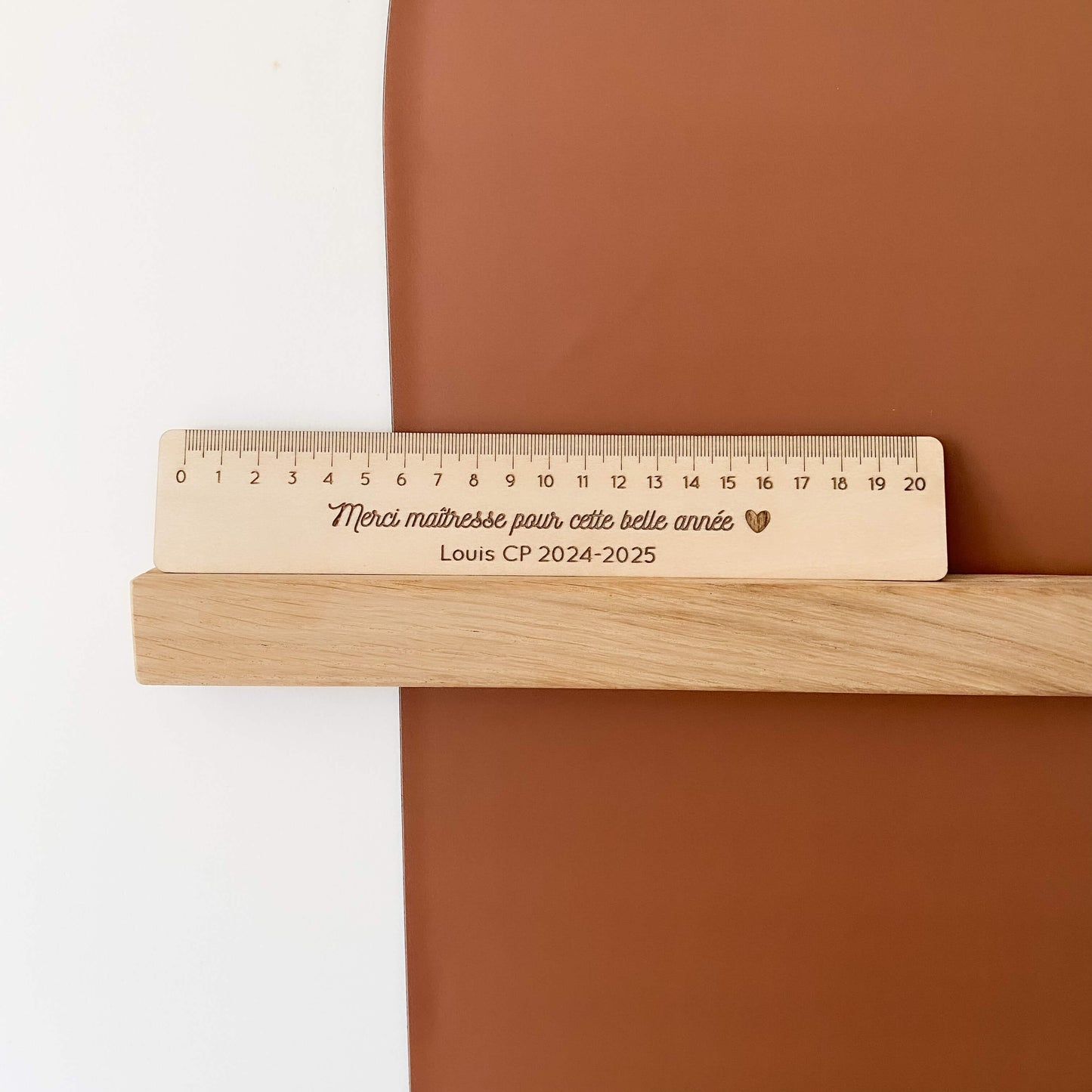Règle en bois personnalisée